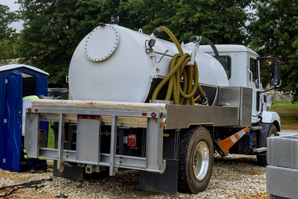 Best Luxury portable toilet rental  in Calverton, NY